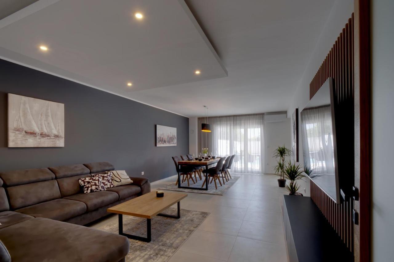 Apartments Iva & Nika Fazana Luaran gambar
