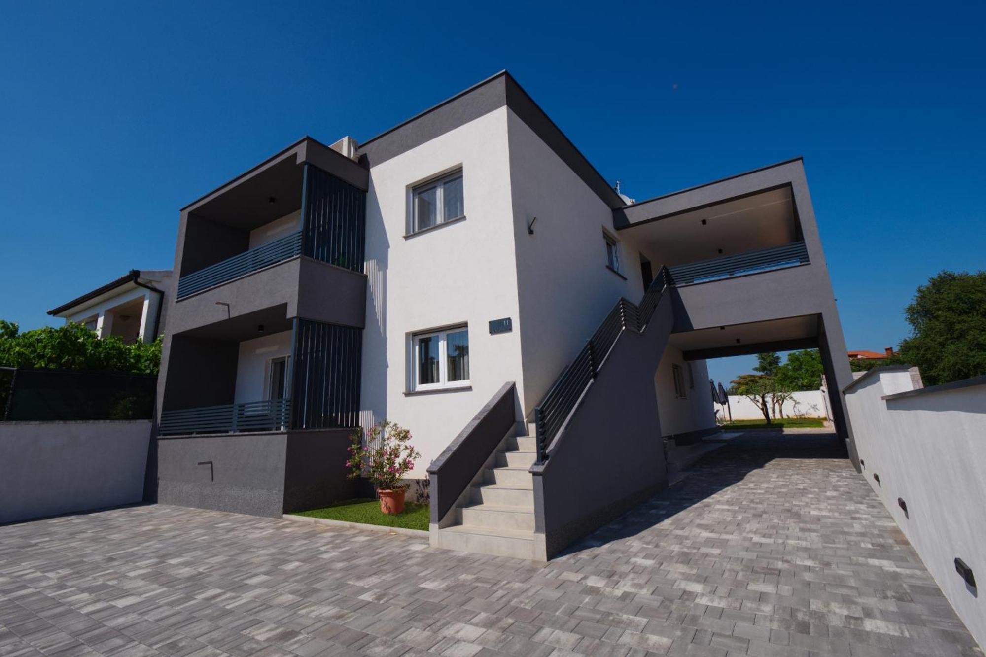 Apartments Iva & Nika Fazana Luaran gambar